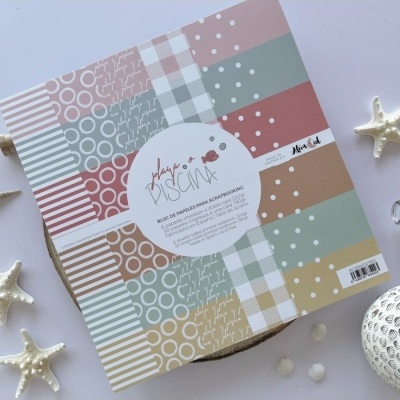 Folha decorativa para scrapbook com padrões e cores pastel