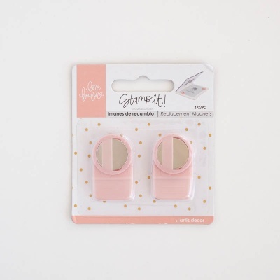 Conjunto de dois imanes de substituição Stamp it! cor-de-rosa em embalagem com bolinhas douradas