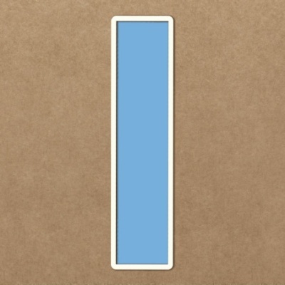 Marcador de página retangular branco com centro azul sobre fundo castanho