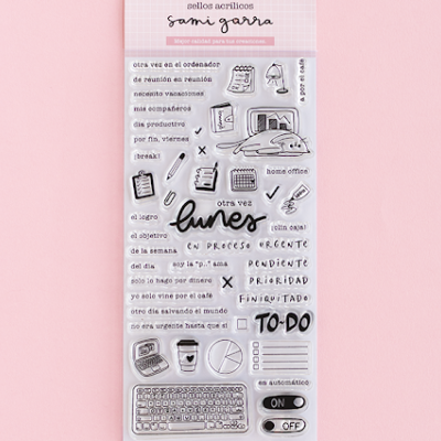 Selos acrílicos para planeamento com textos em espanhol e ilustrações de objetos de escritório sobre fundo rosa.