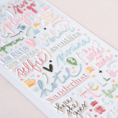 Folha de autocolantes 3D com palavras em várias cores em fundo branco