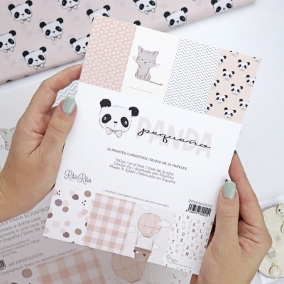 Pacote de papel decorativo com padrões de panda, gato, xadrez e desenhos em tons pastel.
