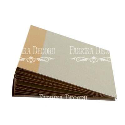 Álbum ou caderno capa dura bege e castanha com páginas grossas em fundo branco