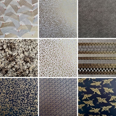 Nove padrões têxteis com desenhos geométricos, florais, pontos e penas em cores neutras, preto, dourado e branco