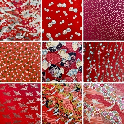Colagem de tecidos vermelhos com vários padrões florais e geométricos.