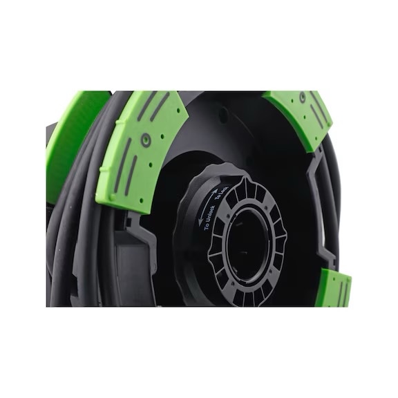 Lâmpada de trabalho RECA ZONA 4 Rolo de extensão de cabo preto com detalhes verdes e botão central preto com texto branco