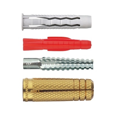 Quatro buchas de parede em diferentes cores e materiais sobre fundo branco.