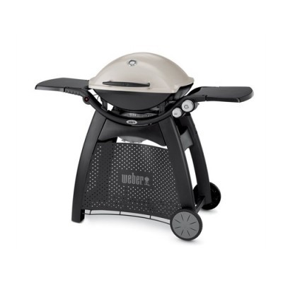 Churrasqueira a gás Weber creme e preta com rodas e prateleiras laterais
