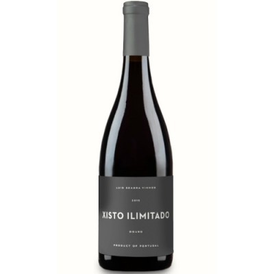 Garrafa de vinho tinto Xisto Ilimitado com rótulo preto