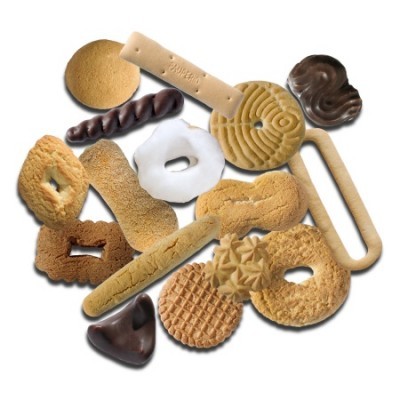 Vários biscoitos variados com diferentes formatos e coberturas