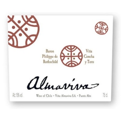 Etiqueta de vinho Almaviva com textos e padrão circular castanho