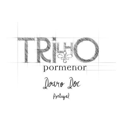 Logotipo com texto 'TRIHO pormenor Douro Doc Portugal' em várias fontes e estilo desenhado