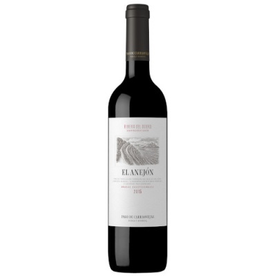 Garrafa de vinho tinto com rótulo branco e texto EL ANEJÓN 2015