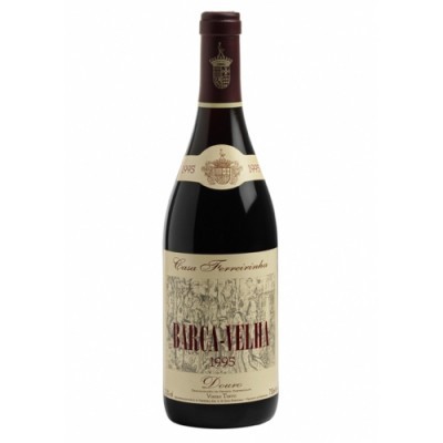 Garrafa de vinho Barca-Velha 1995 da Casa Ferreirinha com rótulo creme e vermelho