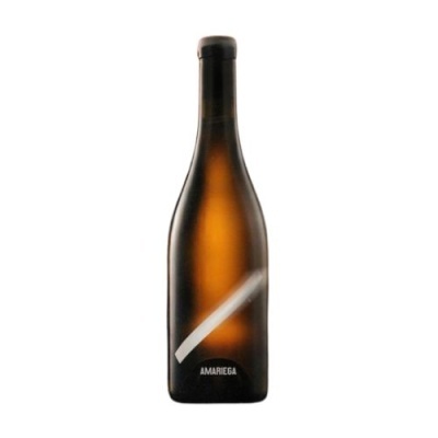 Garrafa de vinho âmbar com etiqueta minimalista AMARIEGA