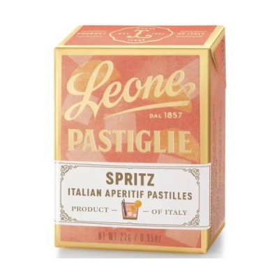 Embalagem de pastilhas Leone Pastiglie Spritz Italian Aperitif cor salmão com desenho de copo e texto em creme