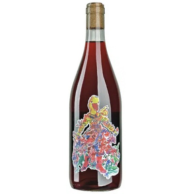 Garrafa de vinho castanho com rótulo colorido