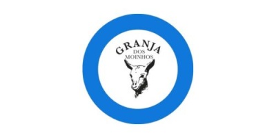 Logótipo circular azul e branco com texto e imagem de cabra