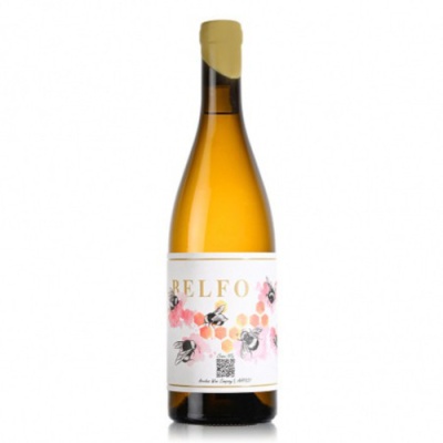 Garrafa de vinho branco com rótulo ilustrado com abelhas e flores