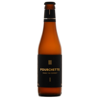 Garrafa de cerveja FOURCHETTE com rótulo preto e texto dourado