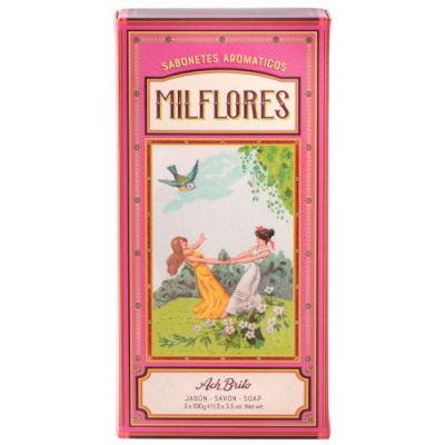 Embalagem rosa de sabonetes aromáticos Milflores com ilustração de mulheres num campo florido