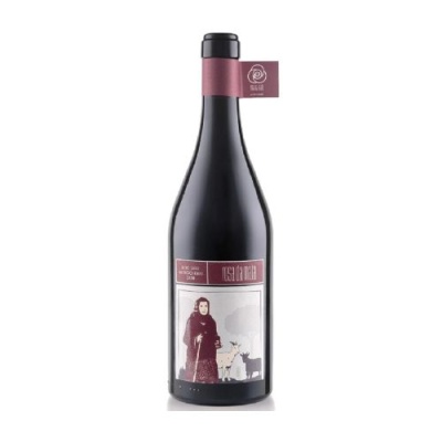 Garrafa de vinho escuro com rótulo vinho e bege e texto DESA DE LAZARO