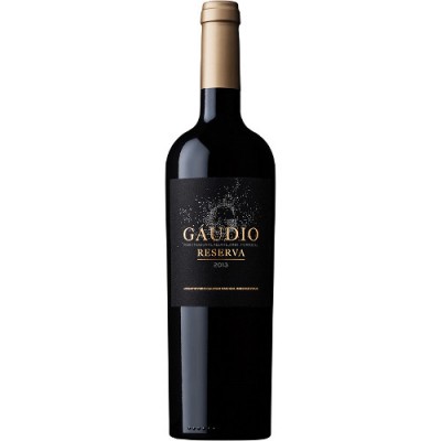 Garrafa de vinho tinto GAUDIO RESERVA 2013 com rótulo preto e texto dourado