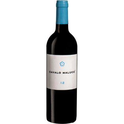 Garrafa de vinho tinto com rótulo branco CAVALO MALUCO 12 e tampa azul
