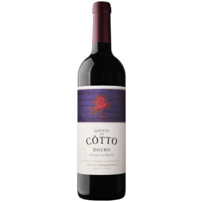 Garrafa de vinho tinto Quinta do Côtto Douro com rótulos roxo e branco