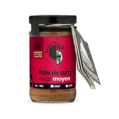 Frasco de pasta de curry vermelho médio com rótulo vermelho