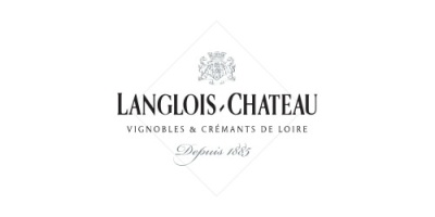 Logótipo preto da Langlois-Chateau com texto e brasão