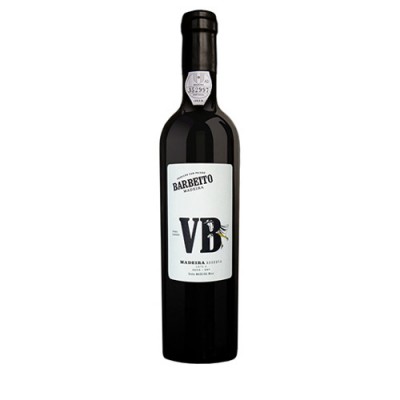 Garrafa de vinho tinto Barbeito com rótulo branco