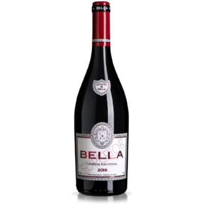 Garrafas de vinho tinto Bella Touriga Nacional 2016
