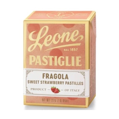 Embalagem rosa creme de pastilhas Leone sabor morango doce com texto em português e inglês