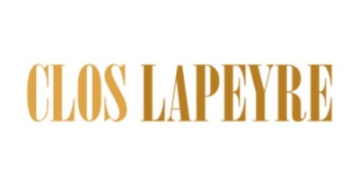 Logótipo com texto CLOS LAPEYRE em castanho claro
