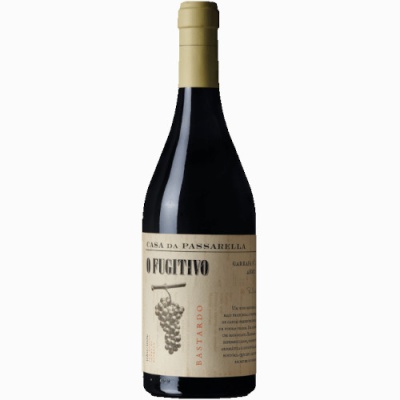 Garrafa de vinho tinto Casa da Passarella O Fugitivo com rótulo bege e tampa bege