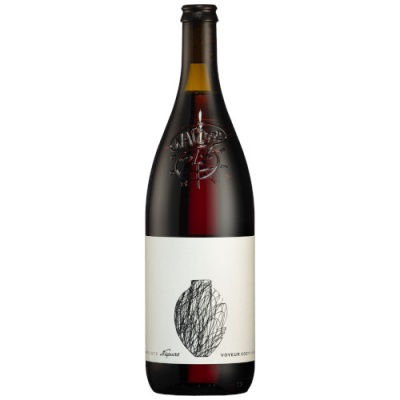 Garrafa de vinho com etiqueta branca e desenho abstrato preto