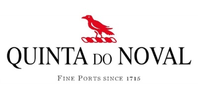 Logotipo com corvo vermelho e texto Quinta do Noval
