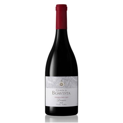 Garrafa de vinho tinto Quinta da Boavista com rótulo branco e tampa vermelha