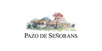 Logótipo com casa antiga e texto PAZO DE SEÑORANS