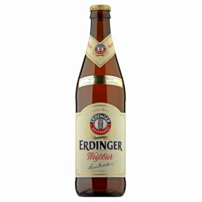 Garrafa de cerveja Erdinger Weissbier em vidro castanho