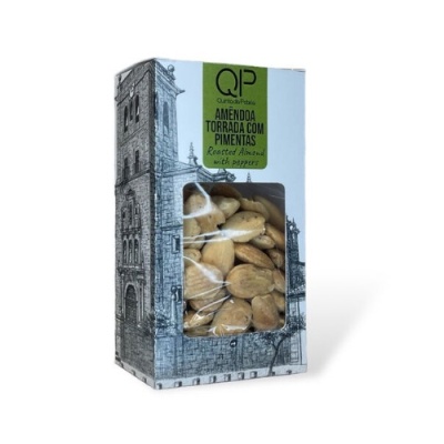Embalagem de amêndoas torradas com pimenta com janela transparente