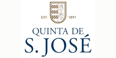 Logótipo da Quinta de S. José com escudo e texto