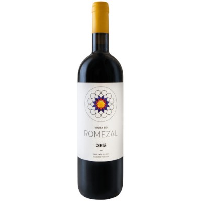 Garrafas de vinho tinto Vinha do Romezal 2015 com rótulo branco e tampa amarela
