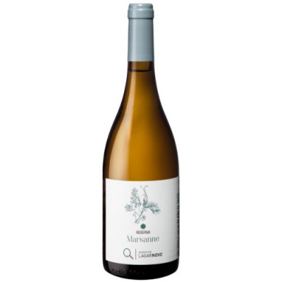 Garrafa de vinho branco Reserva Marsanne com rótulo branco e tampa prateada