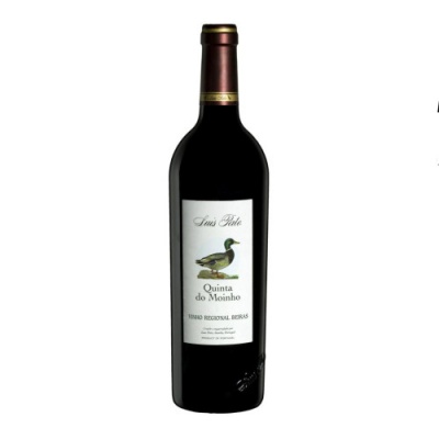 garrafa de vinho tinto Quinta do Moinho com rótulo branco e pato desenhado