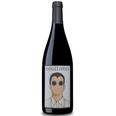 Garrafa de vinho com rótulo ilustrado e texto LEGÍTIMO