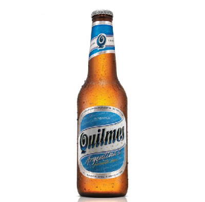 Garrafa de cerveja Quilmes Argentina com rótulo azul e branco