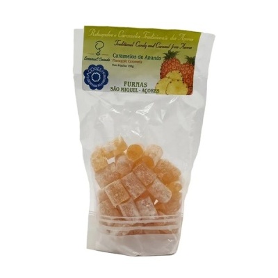 Pacote de caramelos de ananás dos Açores com rótulo amarelo e branco