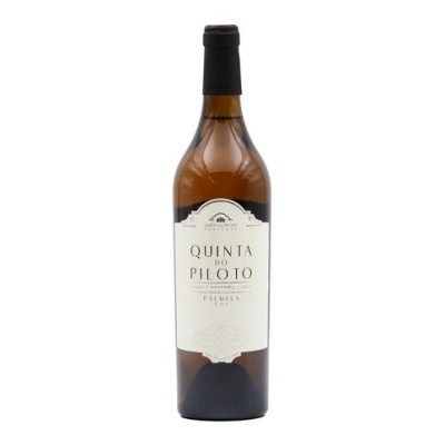 Garrafa de vinho branco Quinta do Piloto com rótulo branco e tampa preta